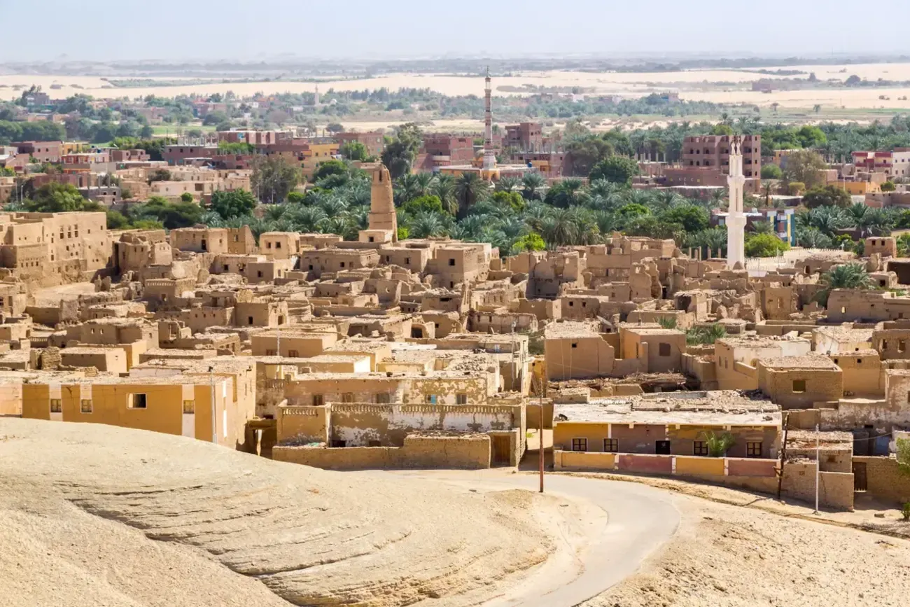 ¿Qué hace especial al Oasis de Dajla en el Desierto Occidental de Egipto?